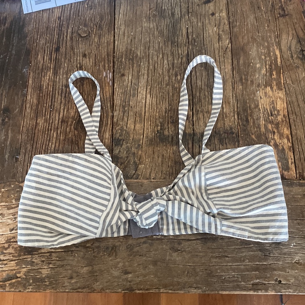 STONE COLD FOX Puerto Crop Bra knot - Picture 2 of 9